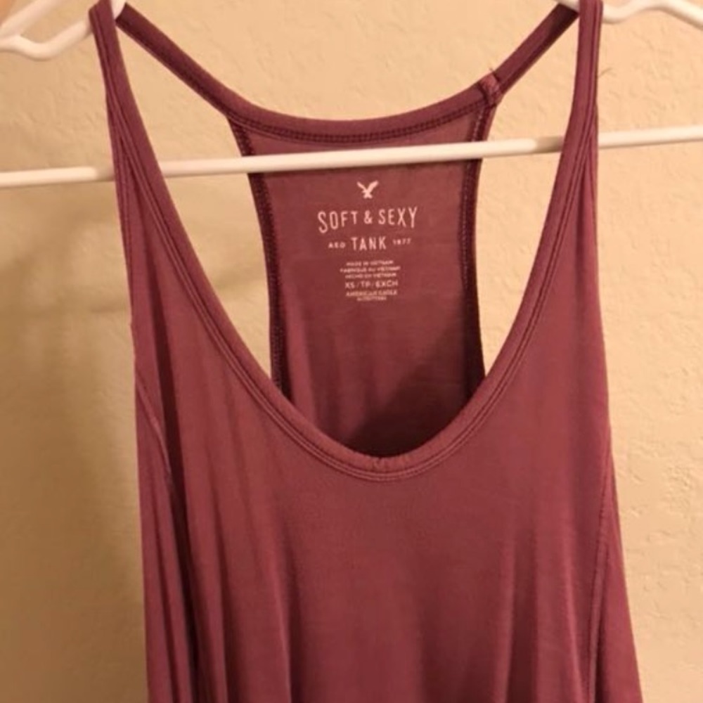 Super cute flowy tank top